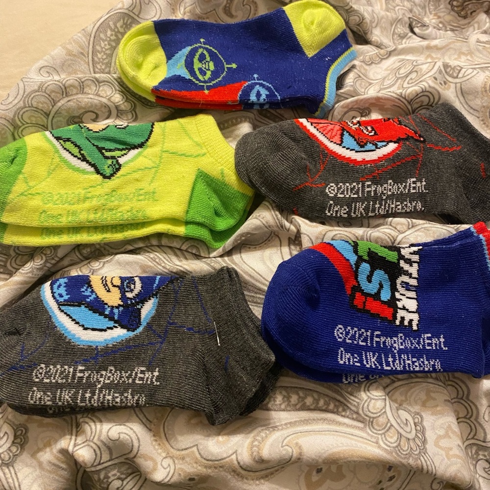 Nwot kids pj masks set  of 5 pairs
